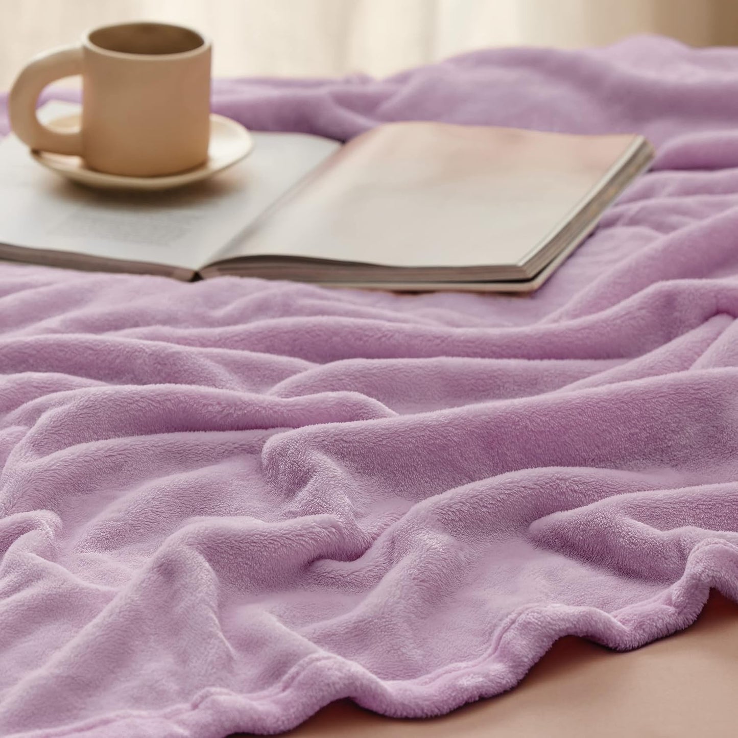 Custom Soft 100% Polyester coral Flannel Fleece travel Blanket Minky plush Quality Throw Blanket